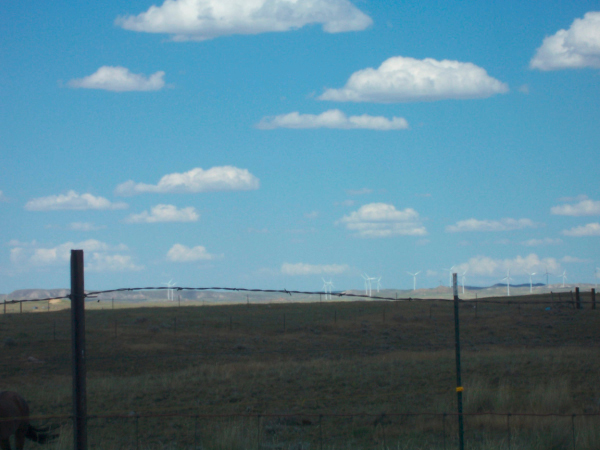 glenrock-turbines-from-9-miles-distance-3